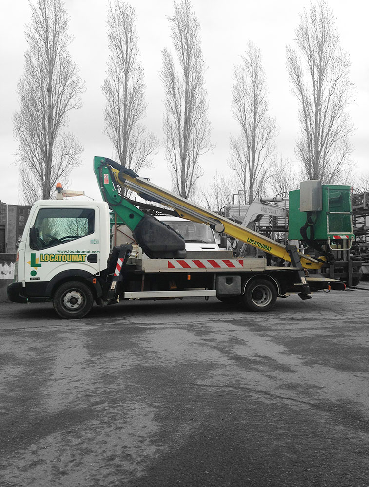Nacelle sur camion 14m