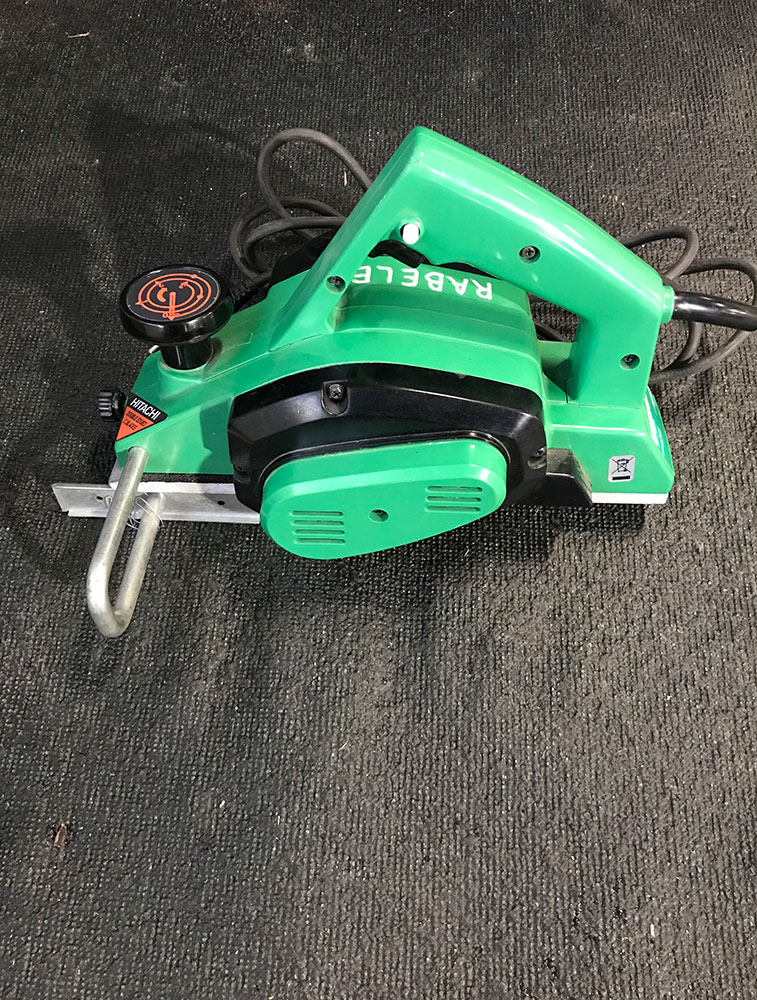 Rabot à bois électrique