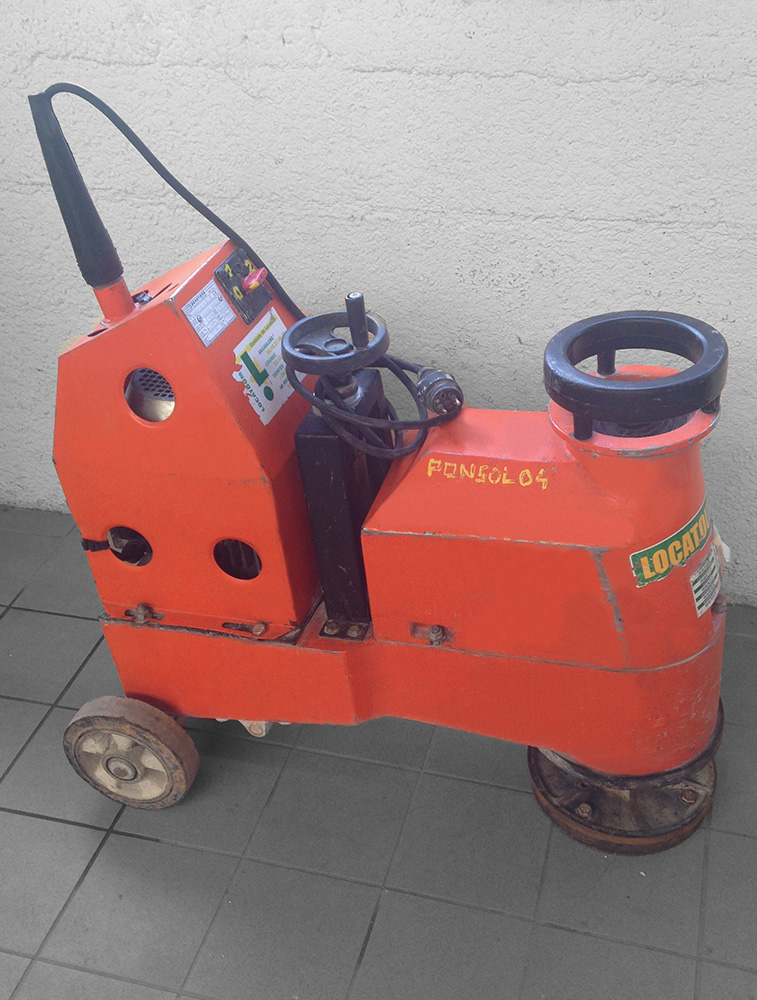 Ponceuse de sol 220V