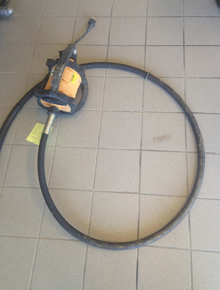 AIGUILLE VIBRANTE 48 MM + moteur