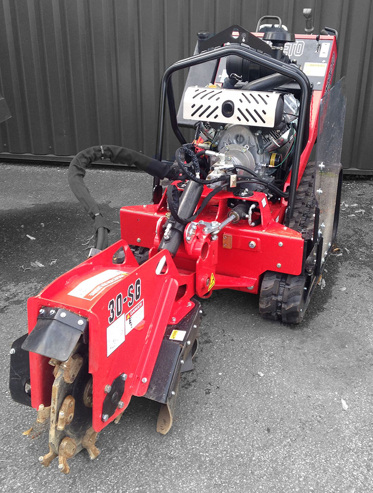 Dessoucheuse hydrau. s/chenilles