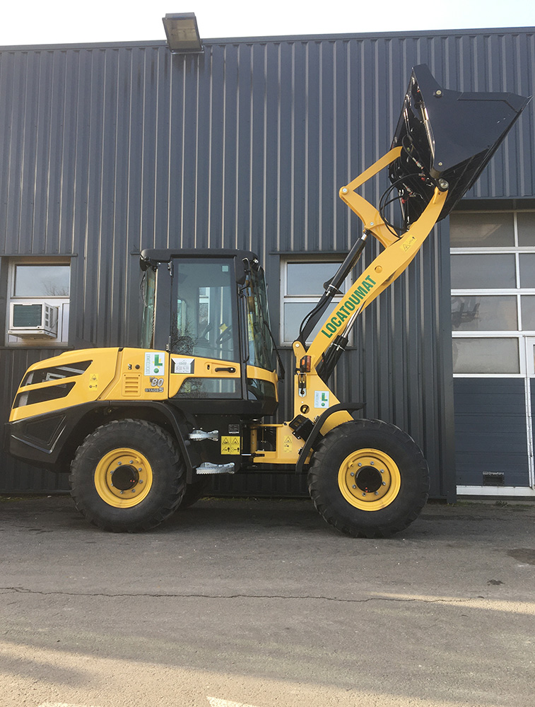 Chargeuse articulée 800L