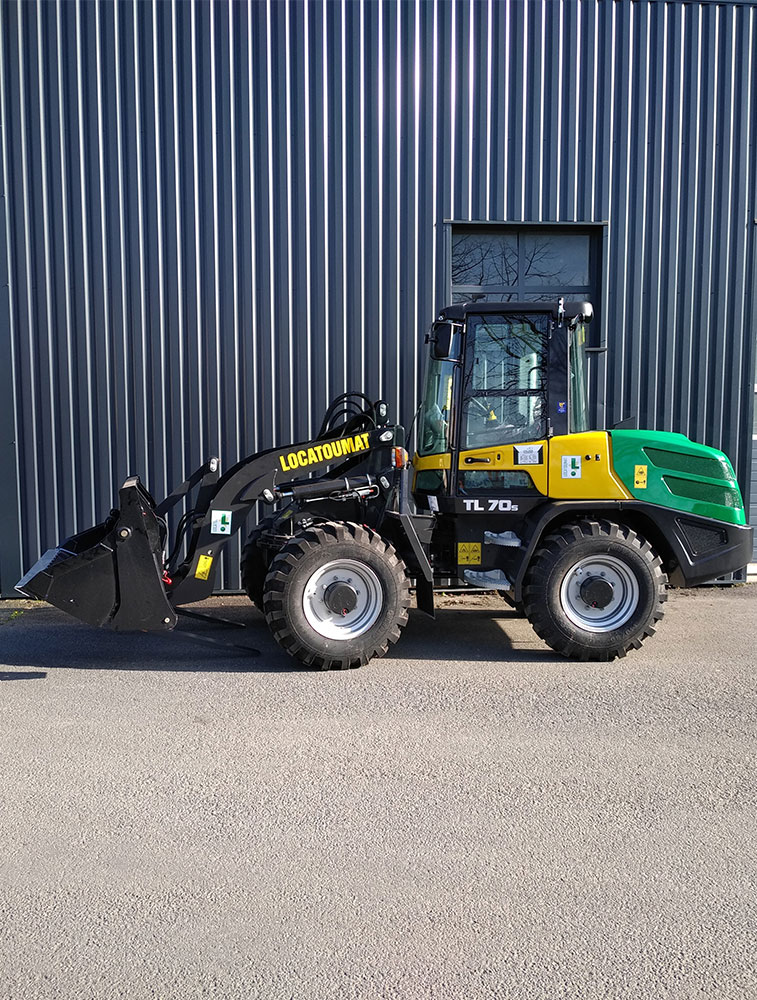 Chargeuse à bras pivotant